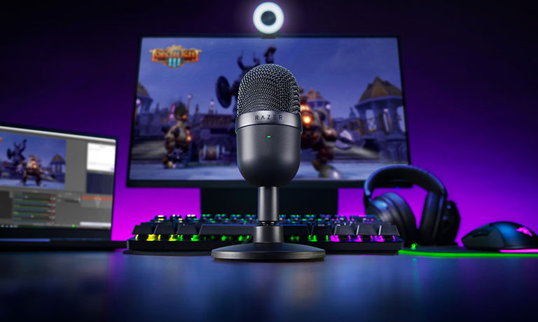 Microfon Razer gaming și live streaming