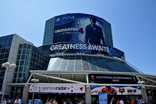748761491_electronic-entertainment-expo-2015.thumb.jpg.05a12c47f82a154c19addfa929d205a2.jpg