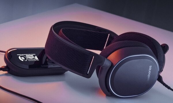 steel-series-arctics-pro-gaming-headset.thumb.jpg.cb03cb10585c2595f607506f0280d52d.jpg