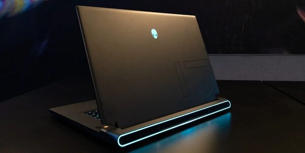 alienware-gaming-laptop-nvidia-rtx-3080ti-amd-ryzen-6900-hx-165hz.jpg