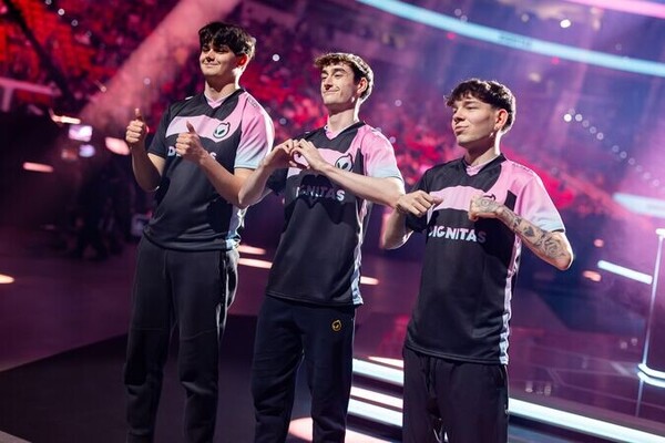 dignitas-istorie-dominatie-rlcs.thumb.jpg.0606a39a3bae685fb825050b996bdec1.jpg