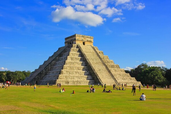 civilizatia maya.jpg